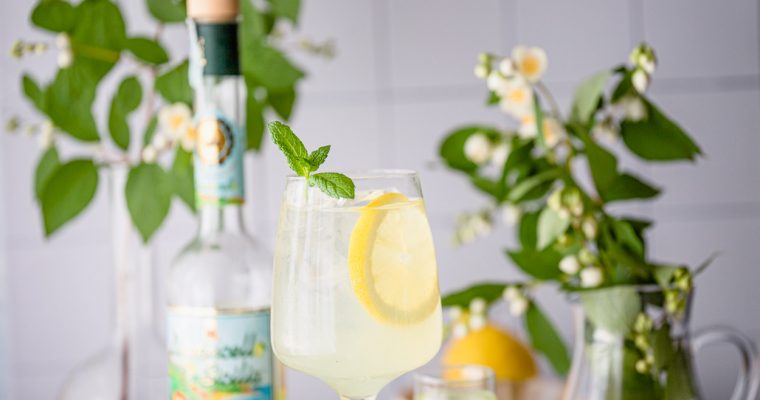 Limoncello spritz