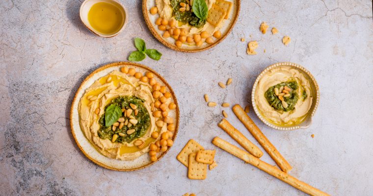 Hummus z pesto bazyliowym
